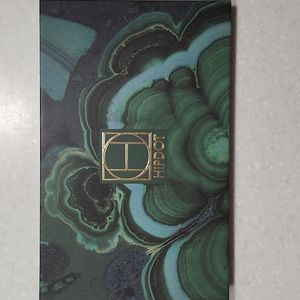 Cenote eyeshadow palette by Hipdot